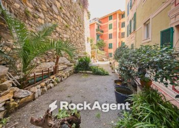 Cortile interno - Quadrilocale via Piero Schiaffino, 114, Camogli - foto 2
