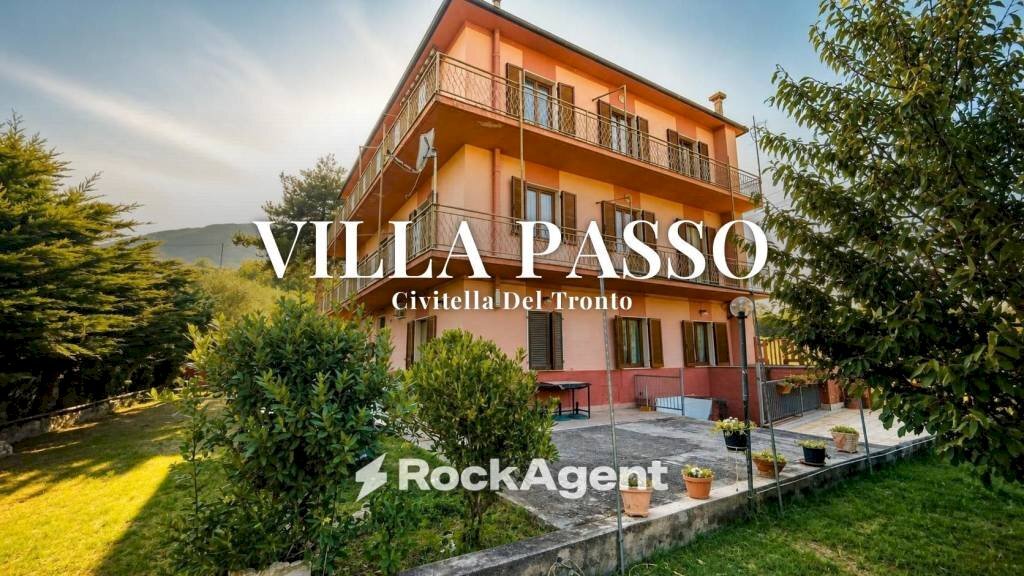 Facciata - Casa indipendente via Case Sparse frazione Villa Passo, Civitella del Tronto - foto 1