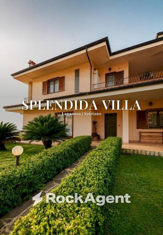 Facciata - Villa via Philadelphia, 17, Satriano - foto 1