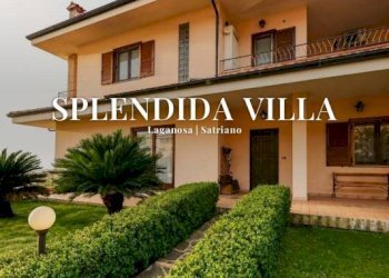 Facciata - Villa via Philadelphia, 17, Satriano - foto 1