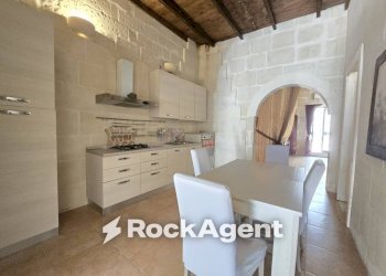Cucina - Trilocale via Caprarica, 11, Martano - foto 7