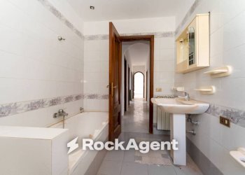 Bagno - Villa via Vampolieri, 34, Aci Catena - foto 22