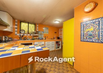 Cucina - Villa viale Grigna, 28, Camparada - photo 10