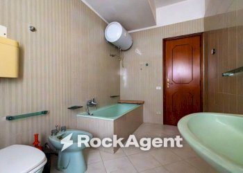 Bagno - Trilocale via Conti di Loritello, 9/B, Catanzaro - foto 24