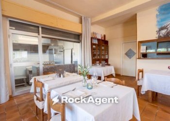 Salone - Ristorante via Concezione, 33, Sant'Omero - foto 6