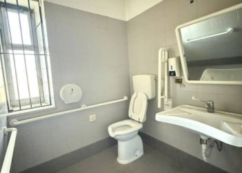 Bagno - Negozio piazza Vittorio Emanuele, 18, Pietraperzia - foto 19