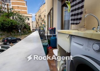Balcone - Trilocale via Sant'Agostino, 1, Catanzaro - foto 8