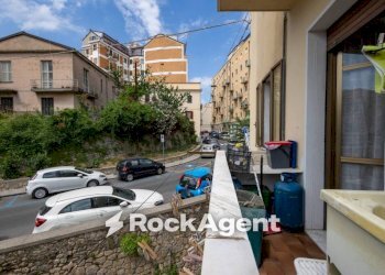 Balcone - Trilocale via Sant'Agostino, 1, Catanzaro - foto 9
