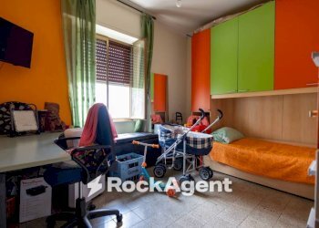 Camera da letto - Trilocale via Sant'Agostino, 1, Catanzaro - foto 22