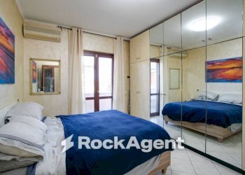 Camera da letto - Trilocale via Lino Liviabella, 99, Roma - foto 15