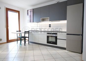 IMG_3793.JPG - Quadrilocale Via Giuseppe Faggin, Vicenza - foto 2