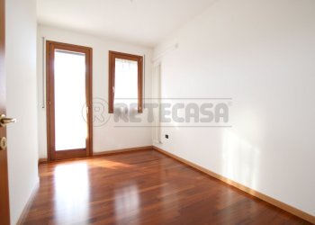 IMG_3780.JPG - Quadrilocale Via Giuseppe Faggin, Vicenza - foto 14