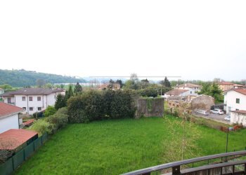 IMG_3813.JPG - Quadrilocale Via Giuseppe Faggin, Vicenza - foto 21