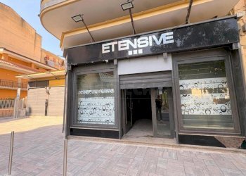 WhatsApp Image 2026-09-02 at 11.50.29 - Commercial Premises Viale Abramo Lincoln, Caserta - photo 8