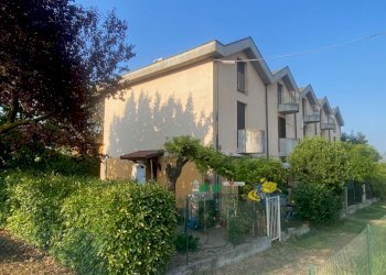 2 - Villa a Schiera Strada Torchio 79C, Fontevivo - foto 1