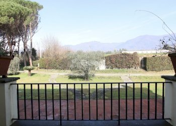 vendesi villa ristrutturata con parco luccaIMG_979 - Villa Via del Cimitero di Ciciana, Lucca - foto 23