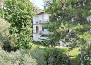 vendesi appartamento con giardino privato luccaDJI - Appartamento Lucca - foto 20