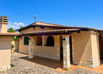 ChatGPT Image 4 set 2026, 19_40_55 - Casa indipendente Via Mediana Vecchia 22, San Felice Circeo - foto 4