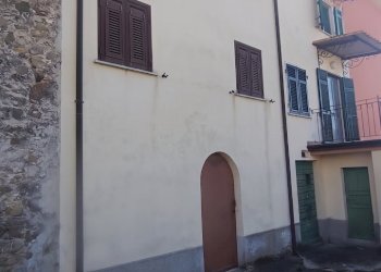 facciata - Casa semi indipendente Via Canale, Castelnuovo Magra - foto 4