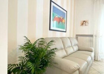 Soggiorno - Quadrilocale Viale Giulio Serafini 2, Rimini - foto 5