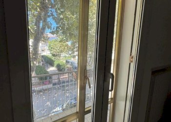 Particolare infisso - Quadrilocale Viale Giulio Serafini 2, Rimini - foto 30