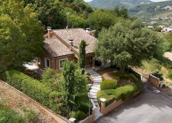 DJI_20250211235633_0020_D - Villa Via Filippo da Pietracuta 21, San Leo - foto 7