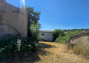 cortile (1) - Casale Morano Osteria, Gualdo Tadino - foto 29