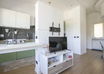 cucina - Appartamento Via Enrico Hilyer Giglioli, Genova (zona Marassi) - foto 7