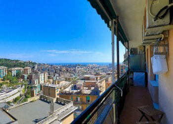 balcone - Appartamento Via Enrico Hilyer Giglioli, Genova (zona Marassi) - foto 10