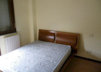 camera da letto - Appartamento Reggio nell'Emilia - foto 6