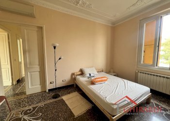 7.1 CAMERA 4.jpg - Appartamento VIA MERANO 3A, Genova (zona Sestri Ponente) - foto 15