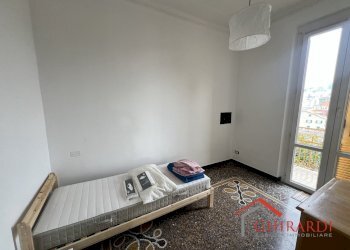 8.1 CAMERA 5.jpg - Appartamento VIA MERANO 3A, Genova (zona Sestri Ponente) - foto 17