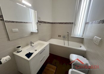 10.0 BAGNO 2.jpg - Appartamento VIA MERANO 3A, Genova (zona Sestri Ponente) - foto 19