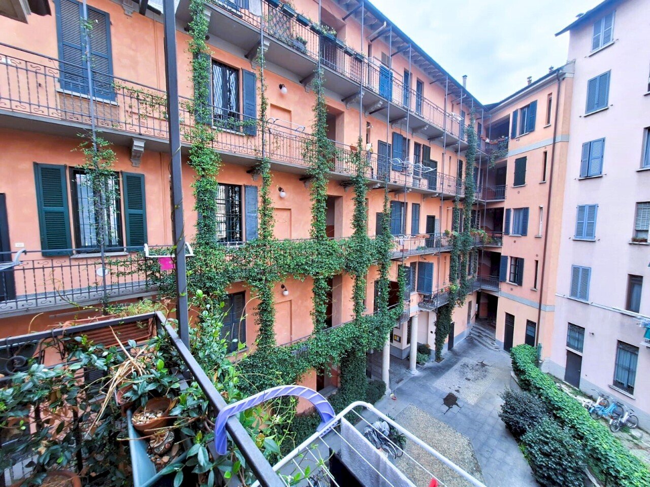 Stabile - Bilocale Via Vittorio Salmini 4, Milano (zona Ticinese) - foto 1