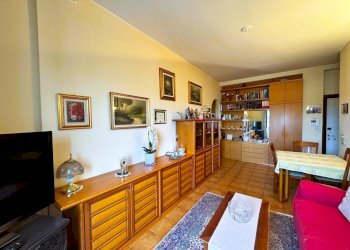 Soggiorno - Appartamento Via Vodice 7, Milano - foto 7