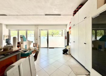 Negozio Corso A. de Gasperi, Cuneo (zona Donatello) - foto 24