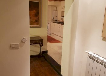 One-room apartment Vico dei Giustiniani, Genova - photo 2