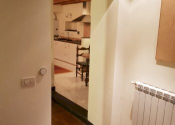 One-room apartment Vico dei Giustiniani, Genova - photo 4