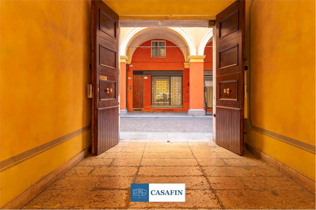 Appartamento Modena (zona Centro Storico) - foto 1