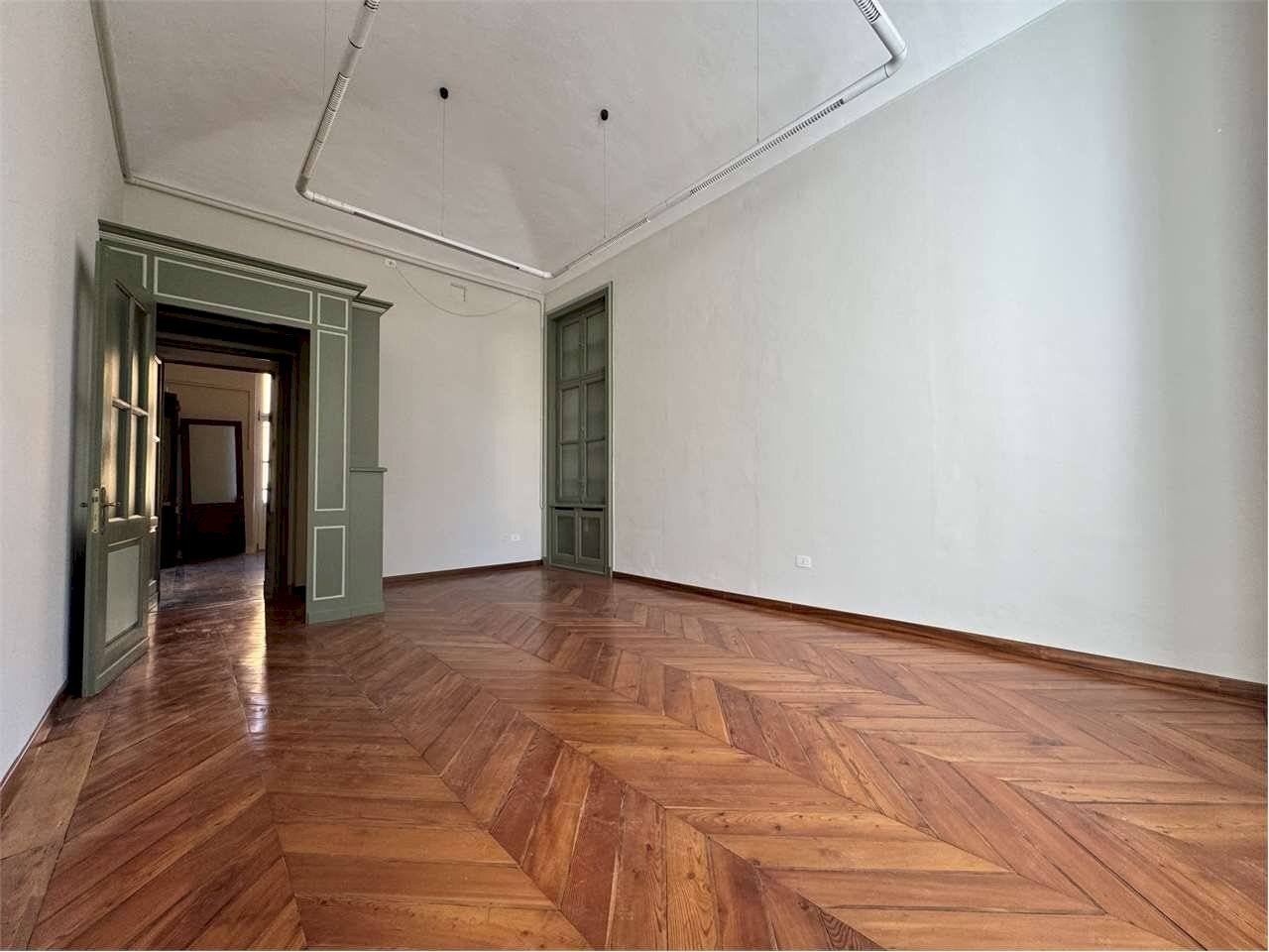 Office Piazza Galimberti, 11, Cuneo (neighborhood Centro Storico) - photo 3