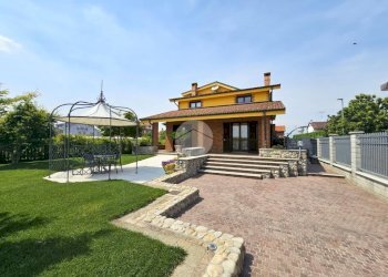 Villa Via Guglielmo Marconi, Rondissone - foto 1