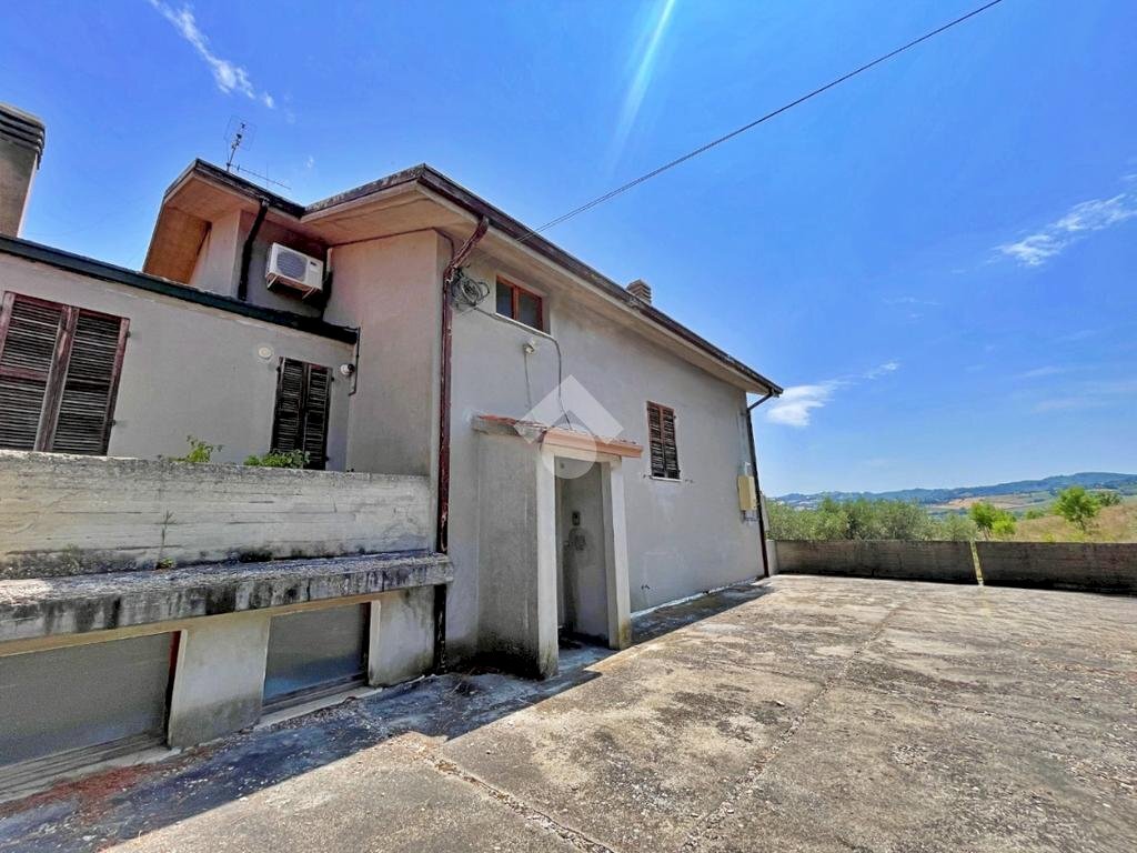 Porzione di casa Str. Santa Barbara, Tavullia - foto 3