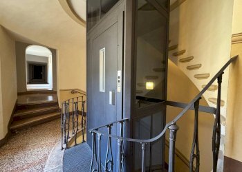 Interno palazzo - Appartamento Via San Giorgio, Bologna (zona Centro Storico) - foto 4