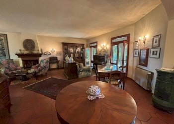 Salone - Single Family Villa Via Pozzo, Budrio - photo 10