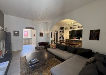 SOGGIORNO - Appartamento VIA CASTGLIONE, 10, Bologna (zona Centro Storico) - foto 11