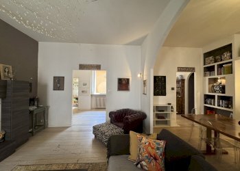 SOGGIORNO - Appartamento VIA CASTGLIONE, 10, Bologna (zona Centro Storico) - foto 12