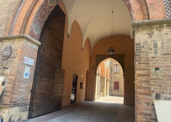 DETTAGLI - Appartamento VIA CASTGLIONE, 10, Bologna (zona Centro Storico) - foto 39
