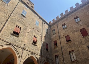 VISTA - Appartamento VIA CASTGLIONE, 10, Bologna (zona Centro Storico) - foto 41