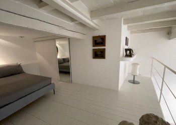Camera da letto - Bilocale via Solferino, Bologna (zona Centro Storico) - foto 15