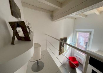 Camera da letto - Bilocale via Solferino, Bologna (zona Centro Storico) - foto 19